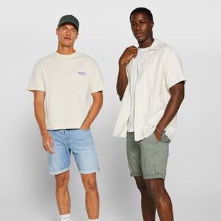 2 for 35 on selected sweats | 3 for 25 on selected T-shirts | 2 for 40 on selected shirts & knits
T&Cs and exclusions may apply. 