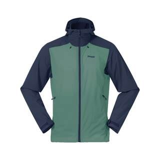 *Windbreaker "Skarlight". Cannot be combined with other discounts or promotions. (RRP €160 | Outlet price €110)