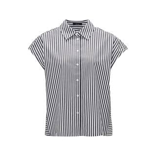 *Shirtblouse "Farona". Cannot be combined with other discounts or promotions. (RRP €59.99 | Outlet price €41.99)
