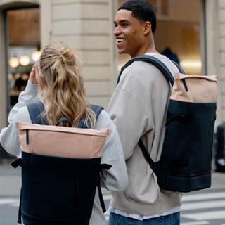 *auf die Rucksackmodelle „Aarhus Pro“ und „Yoho“ in allen Farben